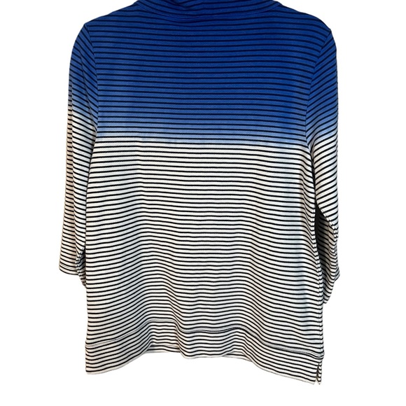 A Talbots sweatshirt in size medium - Picture 6 of 7